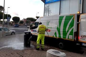 La limpieza exhaustiva llega estos días a La Viña, la costa, Hornos del Rey, Las Remudas y otros barrios (Foto TA)